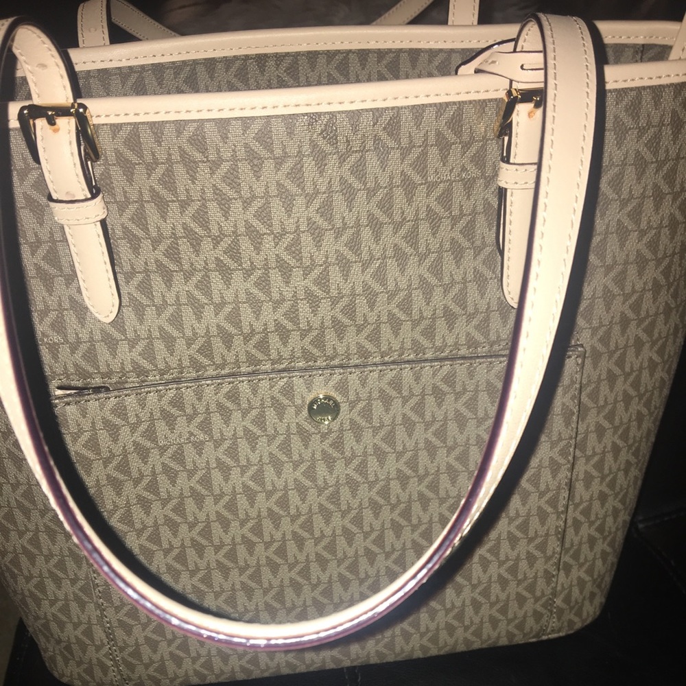 MK PURSE 👜